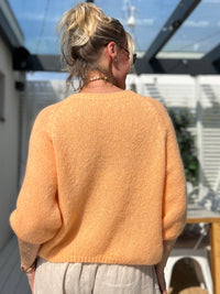 Cara sweater, peach