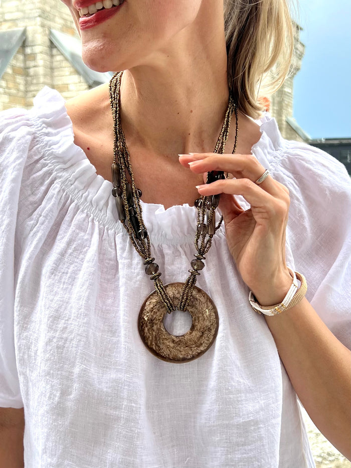 Necklace circle, brown