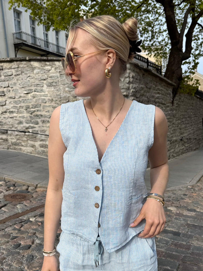 Elaine vest, light blue