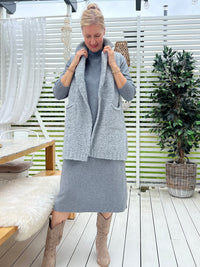 Fluffy cardigan, gray