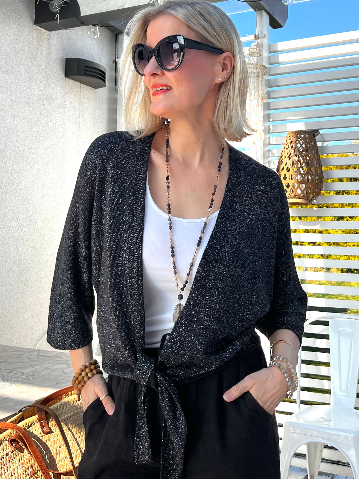 Donella -bolero, musta