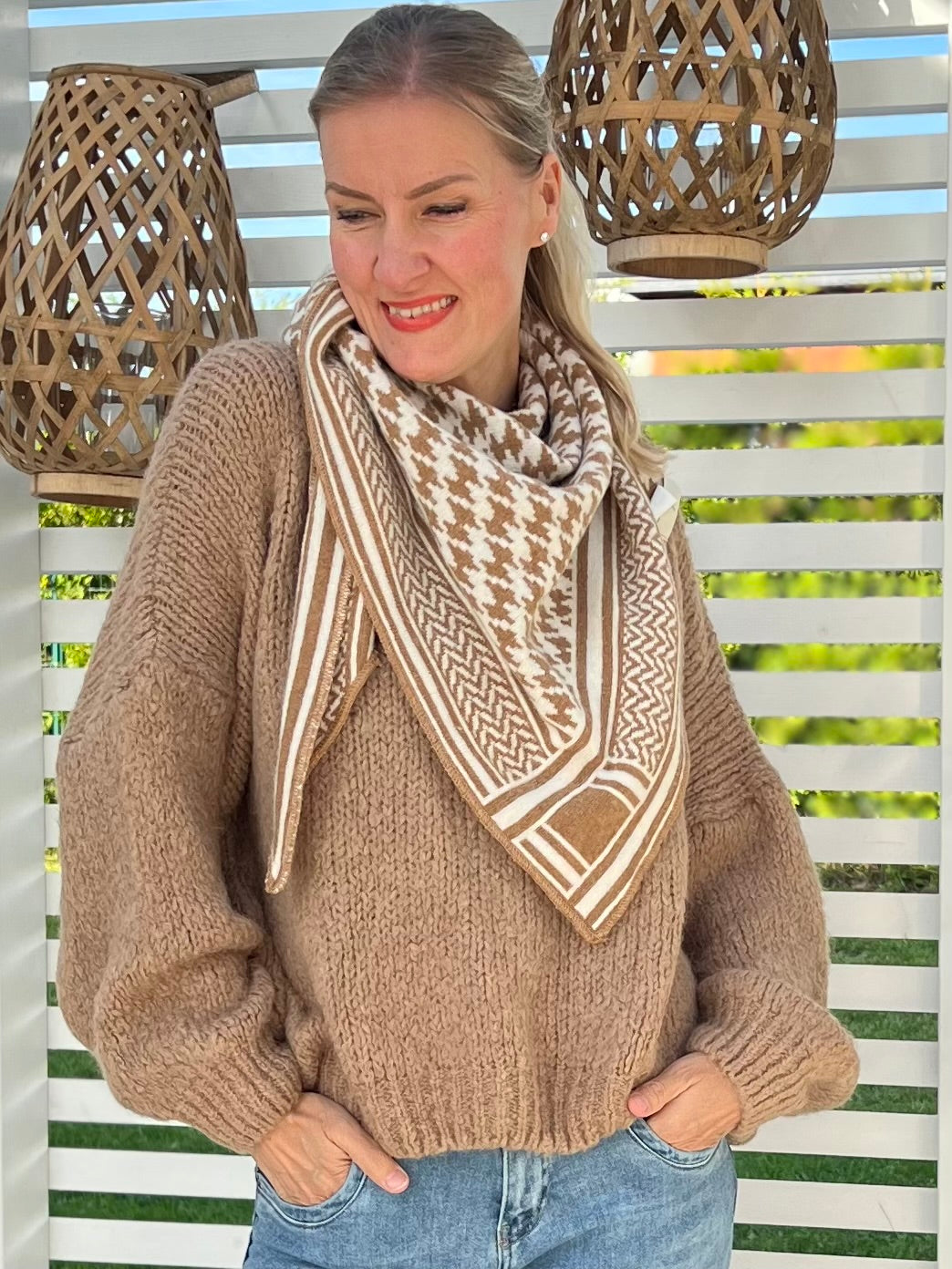 Nicola sweater, camel