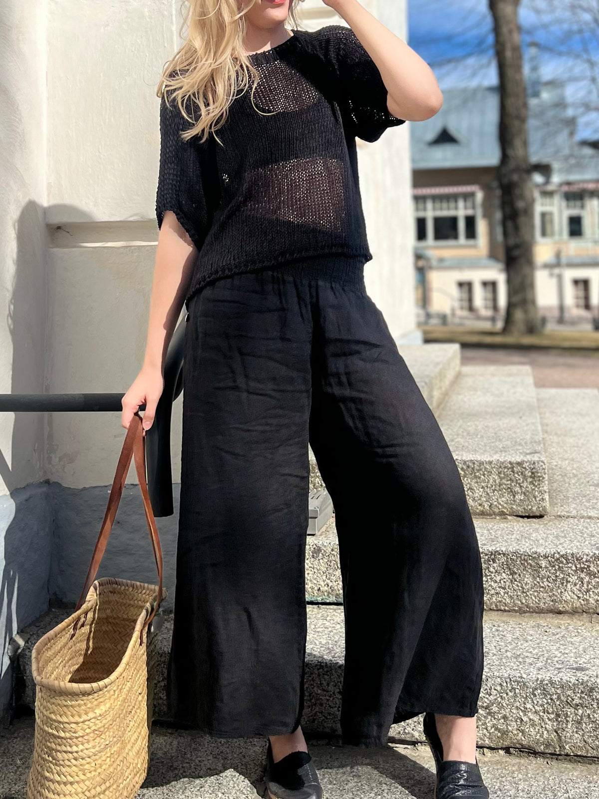 Alena linen trousers, black