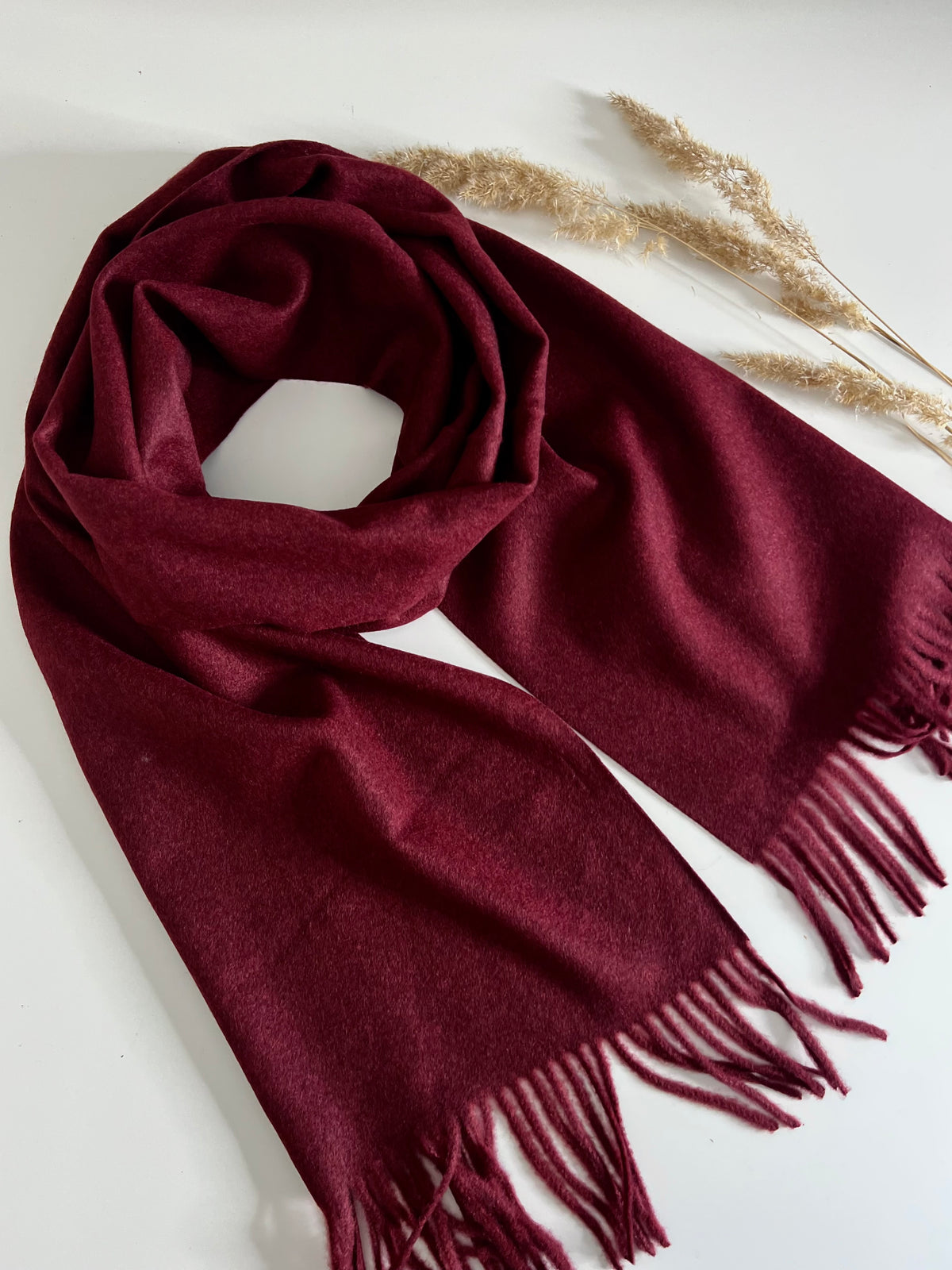Violet scarf, burgundy