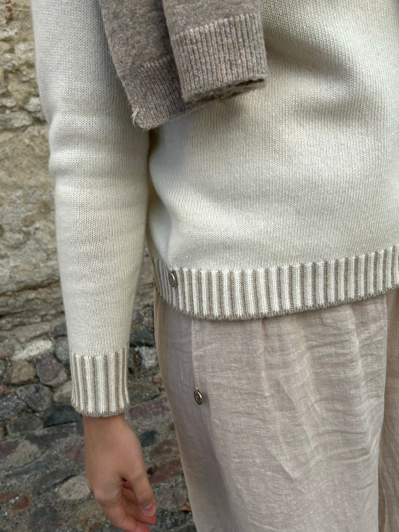 Amalia sweater, oat milk