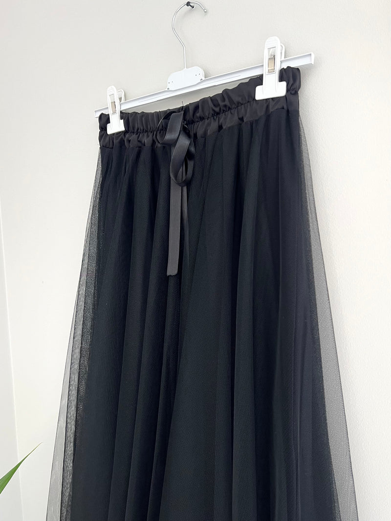 Long tulle skirt, black