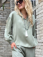 Garda silk viscose blouse, light olive