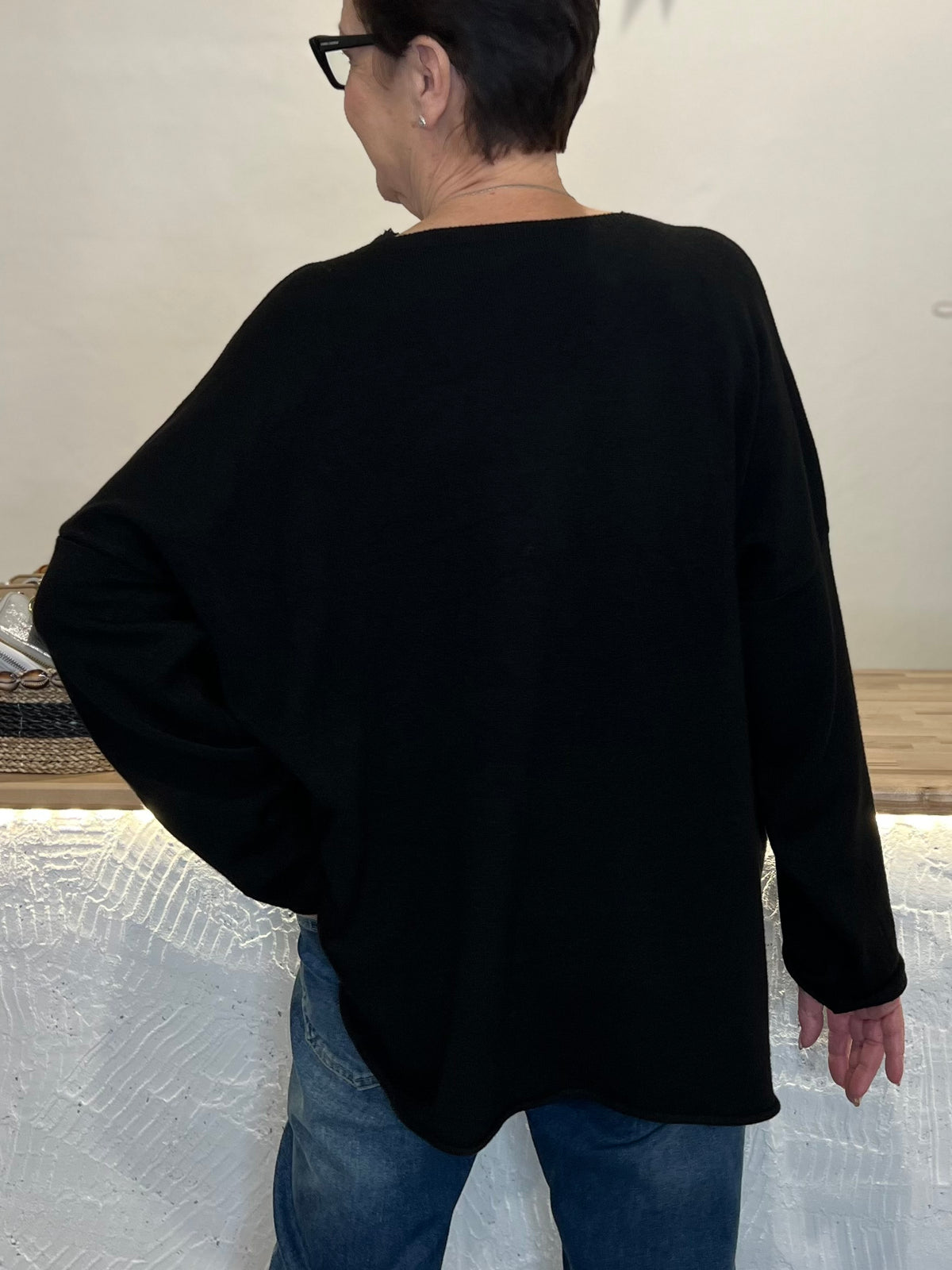 Simplicity sweater, black