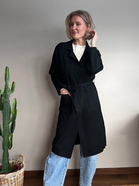 Paola -neuletrenssi, musta