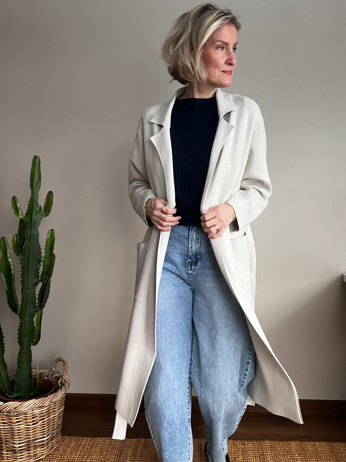 Paola -neuletrenssi, kitti