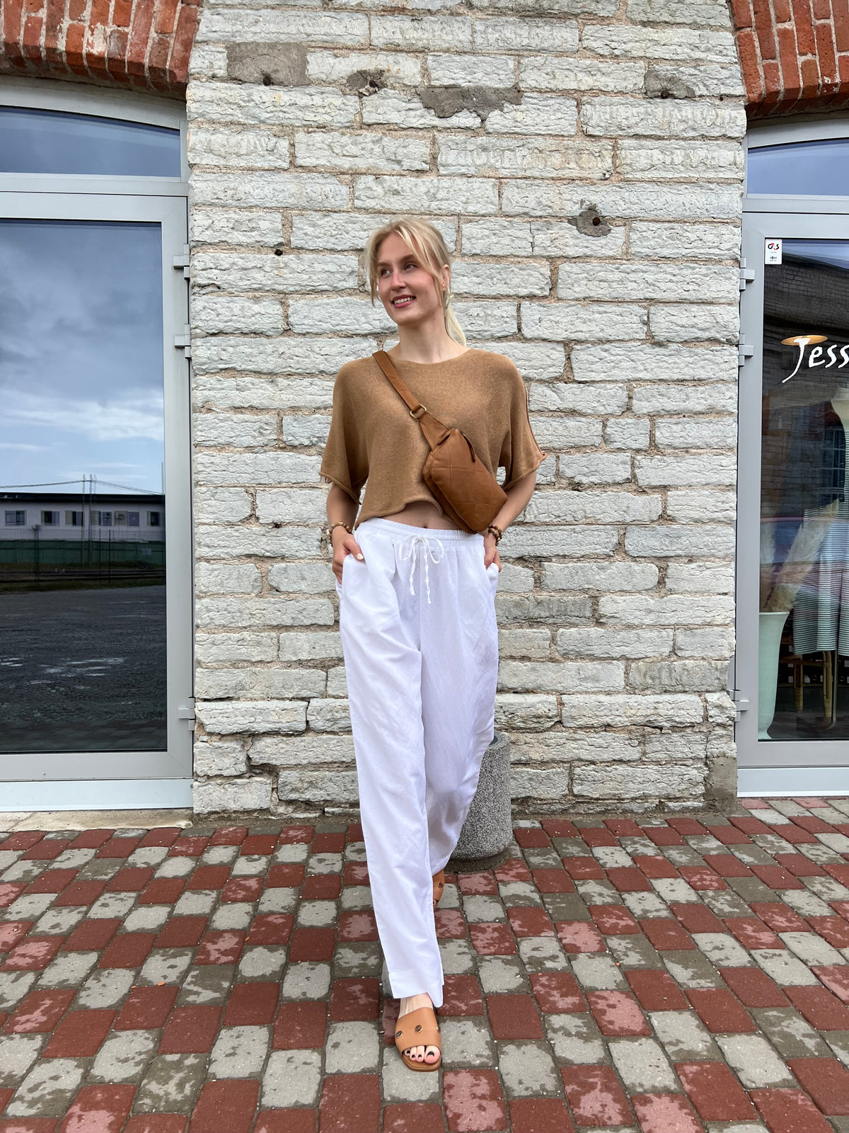 Florence sweater, camel