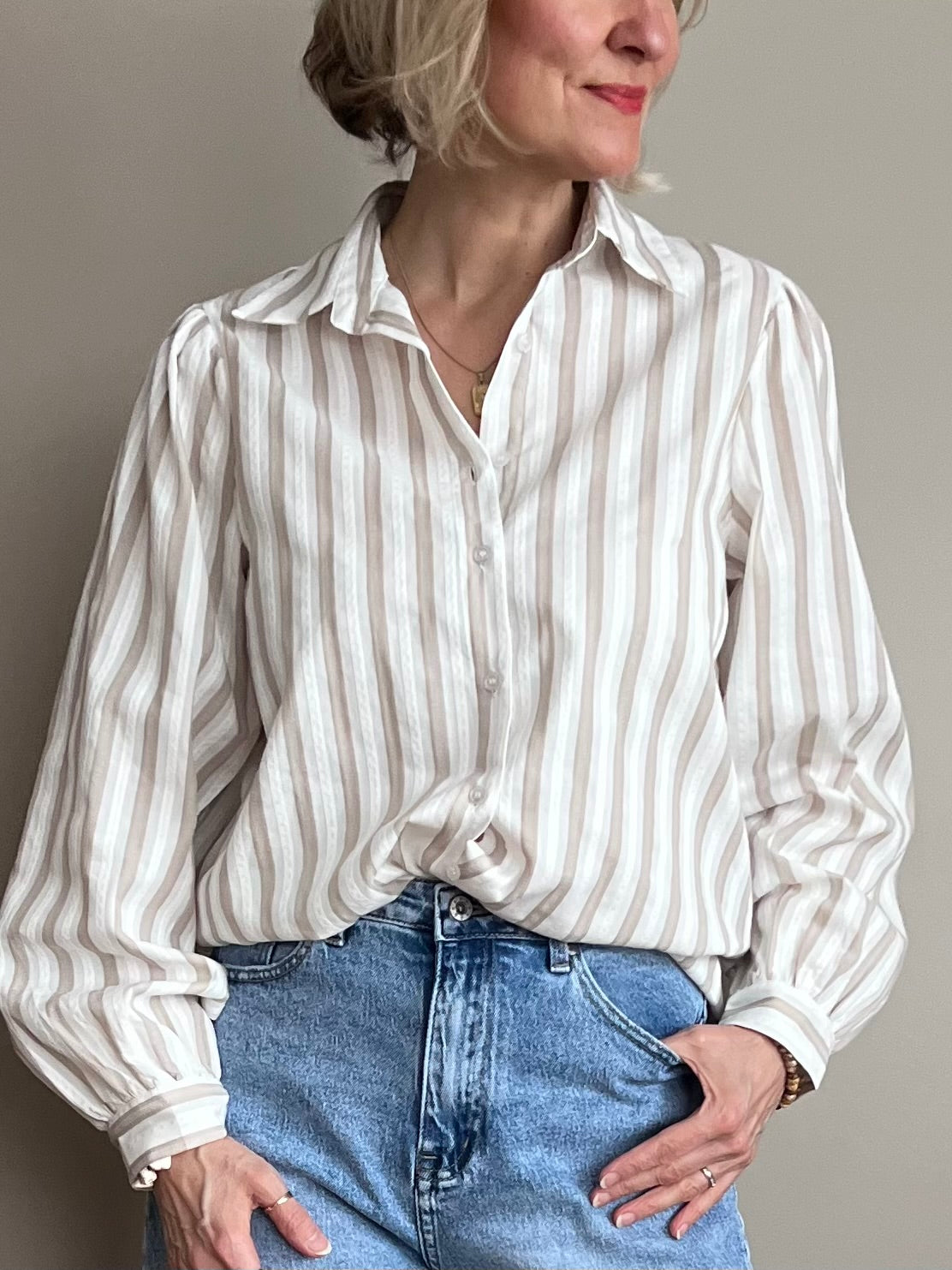 Carita -kauluspaita, vaalea taupe