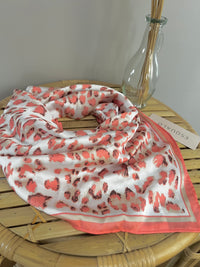 Print scarf, light orange
