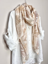 Beth scarf, beige