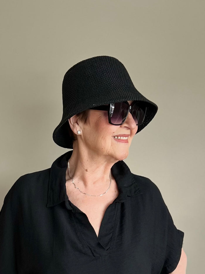 Capri -hattu, musta