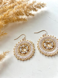 Sofie earrings, beige