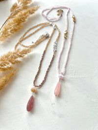 Hana necklace, light pink