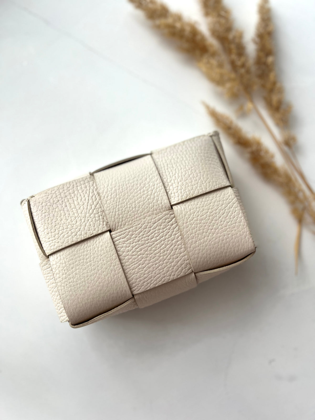 Gina leather bag, ivory