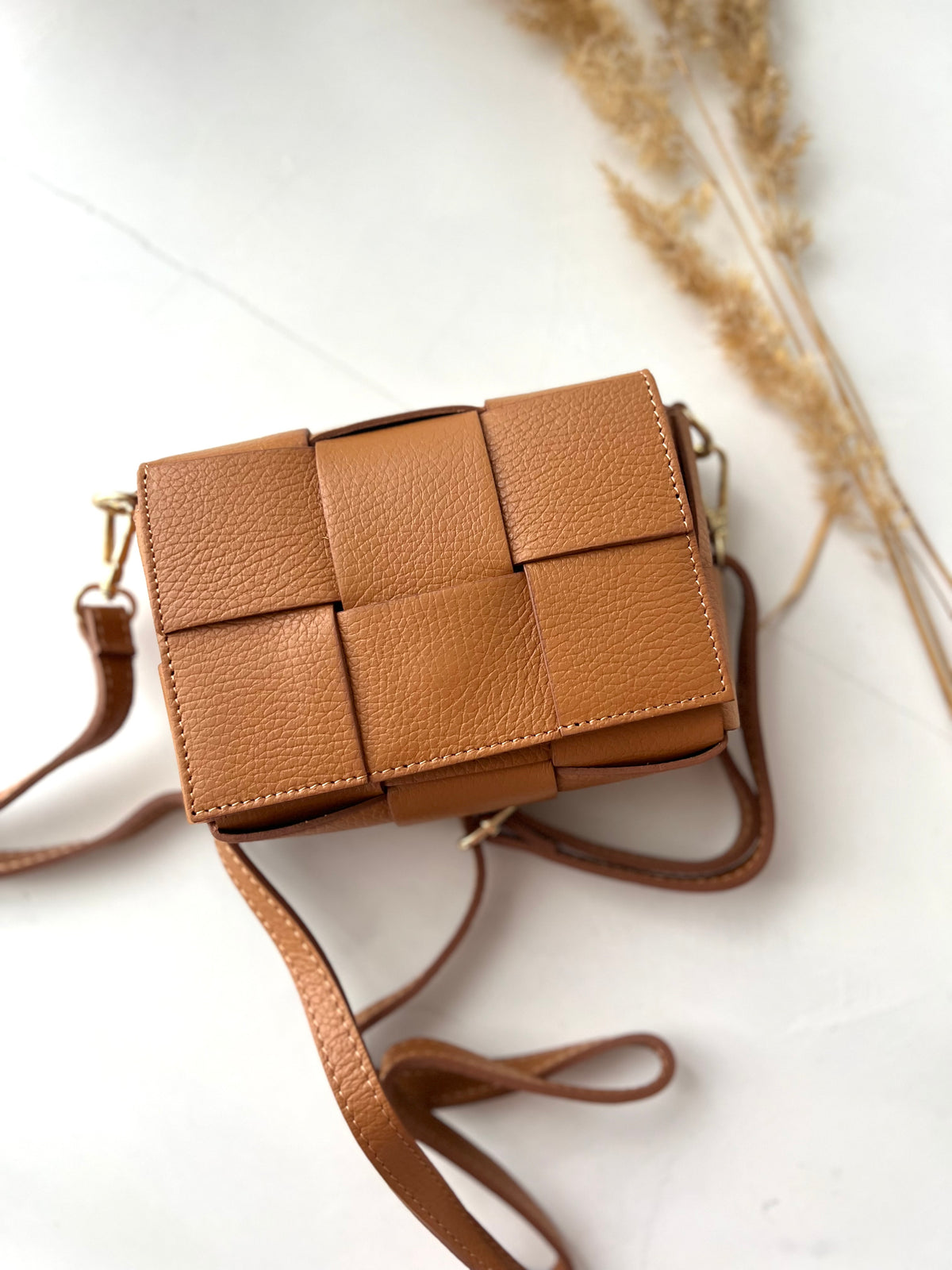 Gina leather bag, cognac