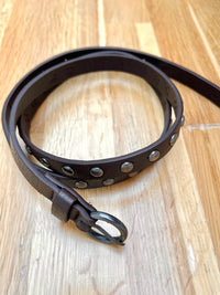 Gia -vyö, tummanruskea