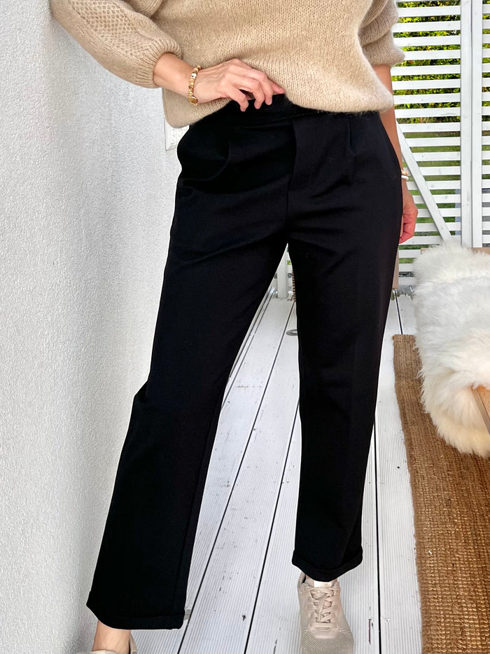 Patricia -housut, musta