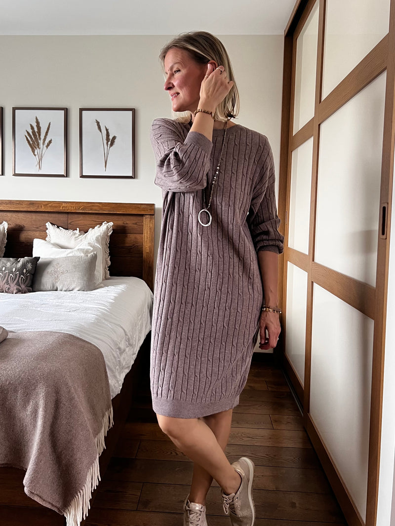 Carolyn -neulemekko, taupe
