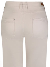 Sanne -shortsit, chateau