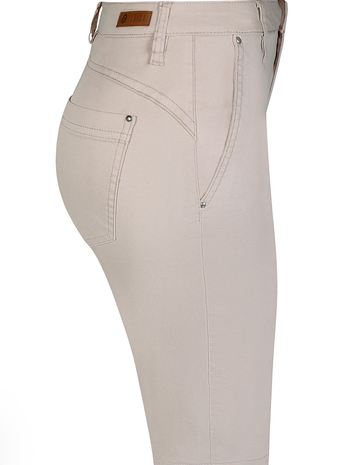 Sanne -shortsit, chateau