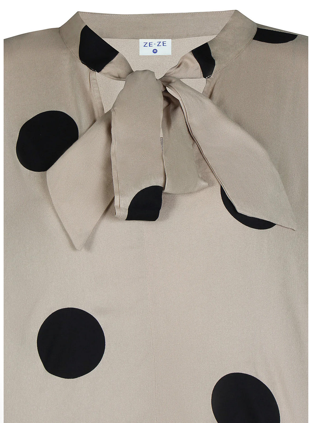 Kaila -pusero, chateau