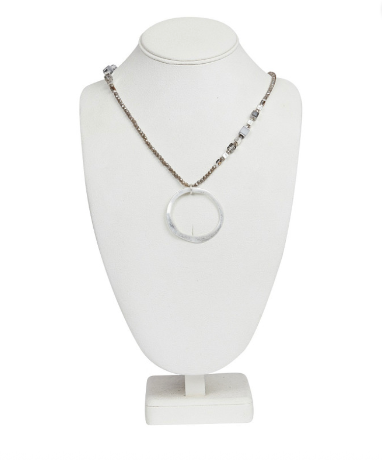 Julia -kaulakoru, hopea