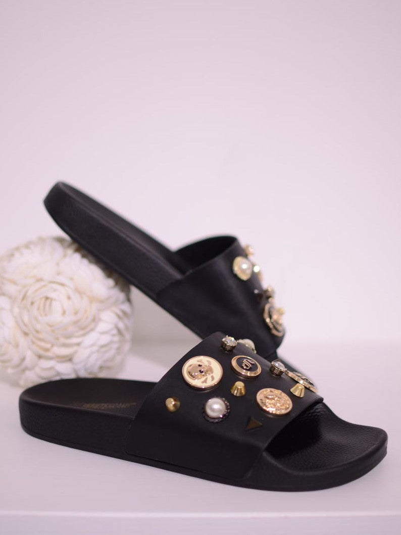 Button sandals, black