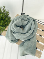 Sanza knitted scarf, light green