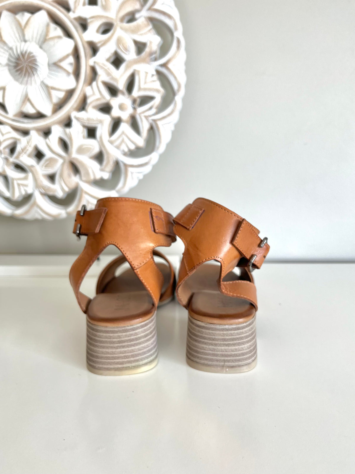 Mago -sandaletit, coconut