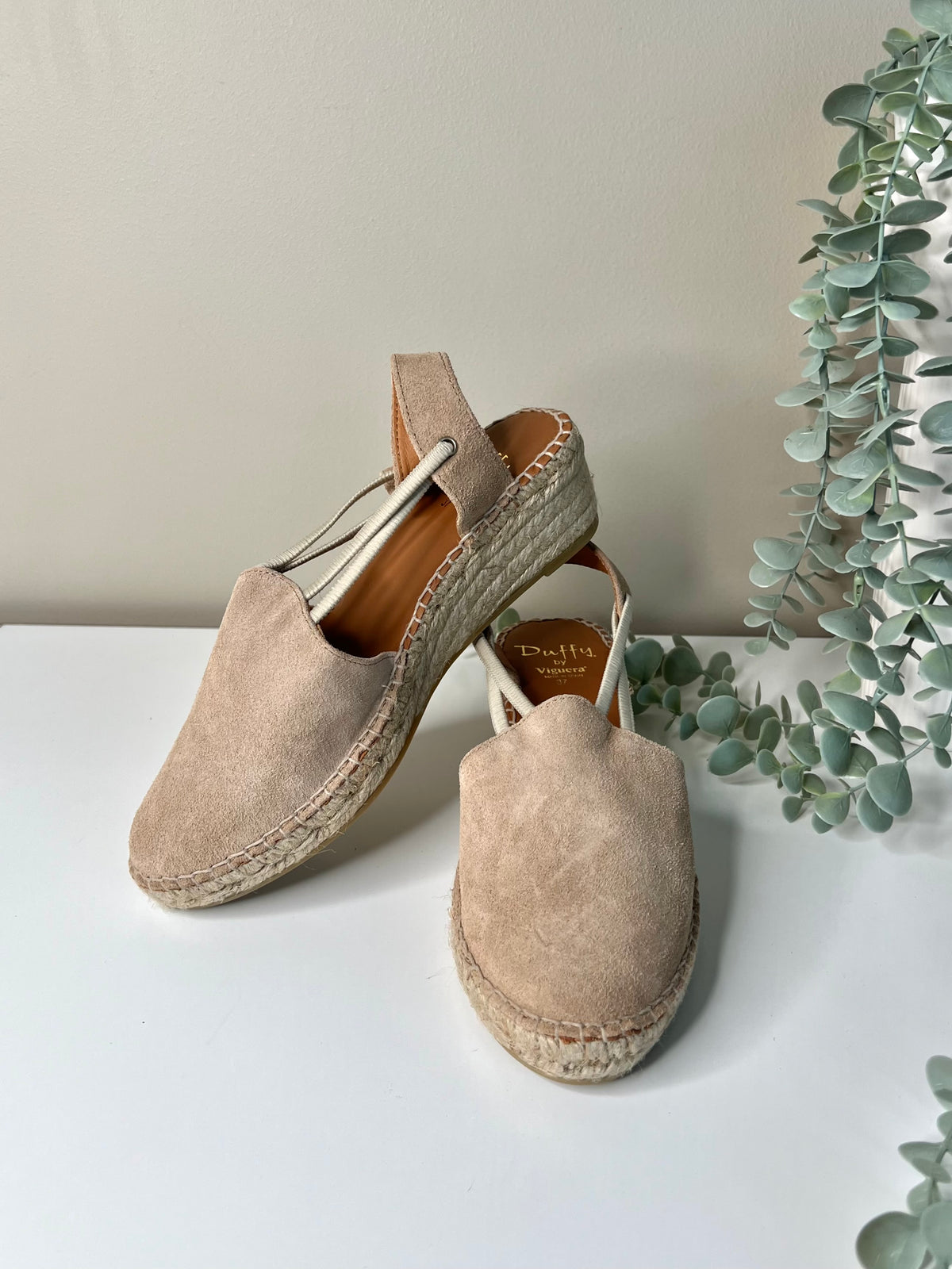 Wedge sandals, Taupe